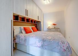 Splendid 2BR Apartment, Steps to St Georges Bay 3