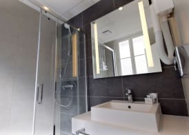 Avia Hôtel Saphir Montparnasse 5