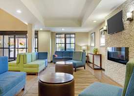 Comfort Suites Hanes Mall 2