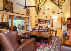 Hoyo Hoyo 573 Kruger Park Lodge 2