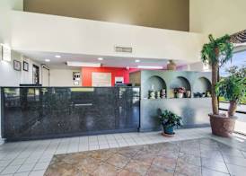 Econo Lodge Garner - Raleigh 2