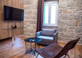 Emarconi history&luxury in Split center 3