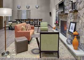 Hampton Inn & Suites Manchester, Vt 4