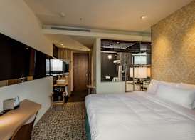 Lacle Hotel-Luzhou Taipei 5