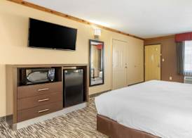 Best Western Windwood Inn & Suites 4