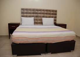 Lucky Sunshine Hotel 5