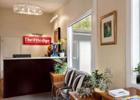 Thriftlodge Edmonton 2