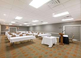 Ramada by Wyndham New Iberia 3