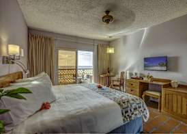 Grafton Beach Resort 3