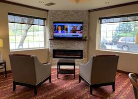 Days Inn by Wyndham Austintown 3
