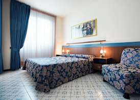 Aparthotel Holiday 5