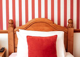 Trivelles Waterhall Country Gatwick Hotel & airport parking 5