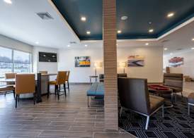 TownePlace Suites by Marriott Clinton 4