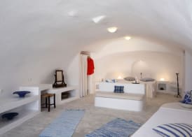 Aghios Artemios Traditional Houses 4