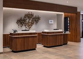 Courtyard by Marriott Olympia 4