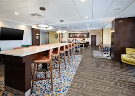 Hampton Inn Southfield/West Bloomfield, MI 5