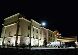 Hampton Inn & Suites Center 2