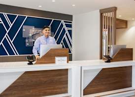 Holiday Inn Express & Suites UKIAH by IHG 2