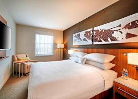 Delta Hotels by Marriott Dartmouth 4