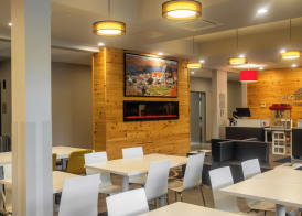 Microtel Inn & Suites by Wyndham Mont Tremblant 2
