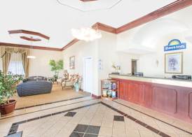Days Inn by Wyndham Robstown 3