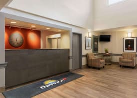 Days Inn by Wyndham Ottawa Airport 2