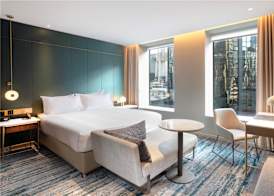 DoubleTree by Hilton Auckland Albert Street 3