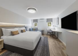 Crowne Plaza HAWKESBURY VALLEY by IHG 5