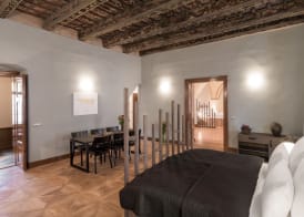 3 Epoques Apartments by Adrez 2
