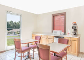 Knights Inn Emporia 4