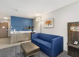Holiday Inn Express & Suites PERU - LASALLE AREA by IHG 5