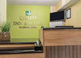 Quality Inn & Suites Pittsburgh Harmarville 3