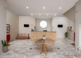 Sisi Breeze Hotel 3