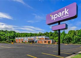 Spark by Hilton Lexington 4