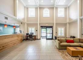 Sleep Inn & Suites 3