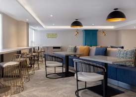 Home2 Suites By Hilton Kingston 5