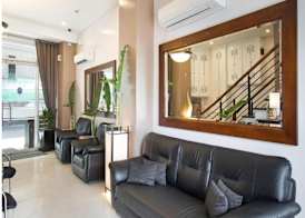 Townhouse OAK Metro Manila Near Osmena Highway PNR Pasay formerly Avitel Hotel 4