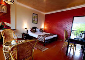 Camelot Resort 5