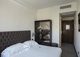 Hotel Plaza 4