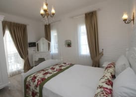 Alya Mou Butik Hotel 5