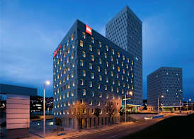 Ibis Barcelona Santa Coloma 2