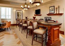 Hampton Inn & Suites Savannah/Midtown 5