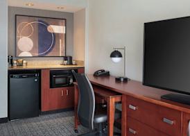 Courtyard by Marriott New Carrollton Landover 4