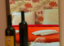 Petritos Rooms and Studios 2