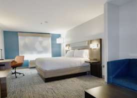 Holiday Inn Express & Suites SMITHFIELD - SELMA I-95 by IHG 4