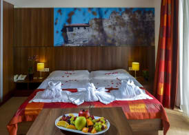 Royal Club Hotel 5