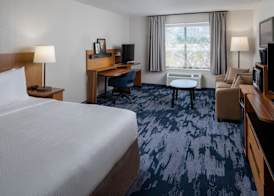 Fairfield Inn & Suites by Marriott Fort Myers Cape Coral 5