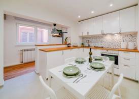 Peaceful Nest In City Center 5