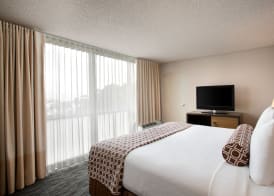 Crowne Plaza SAN FRANCISCO AIRPORT by IHG 3