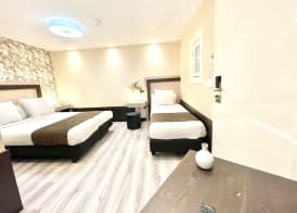 Hotel Oscar 5